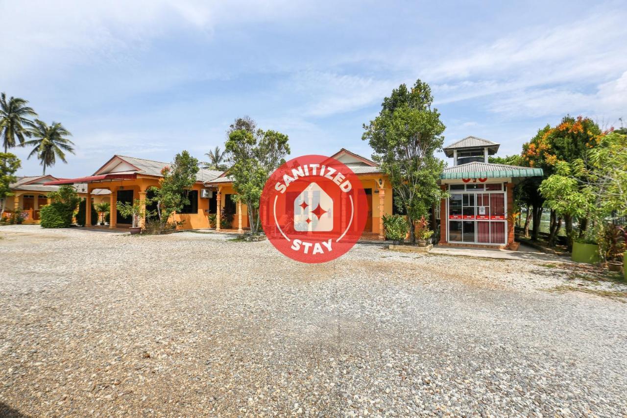 Oyo 89887 Chalet Yunie Marang Zewnętrze zdjęcie