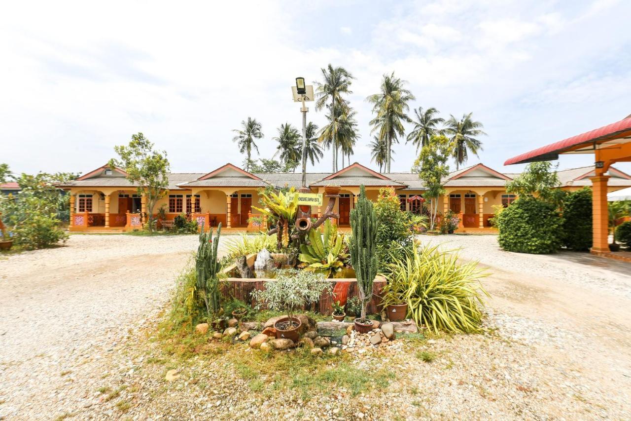 Oyo 89887 Chalet Yunie Marang Zewnętrze zdjęcie