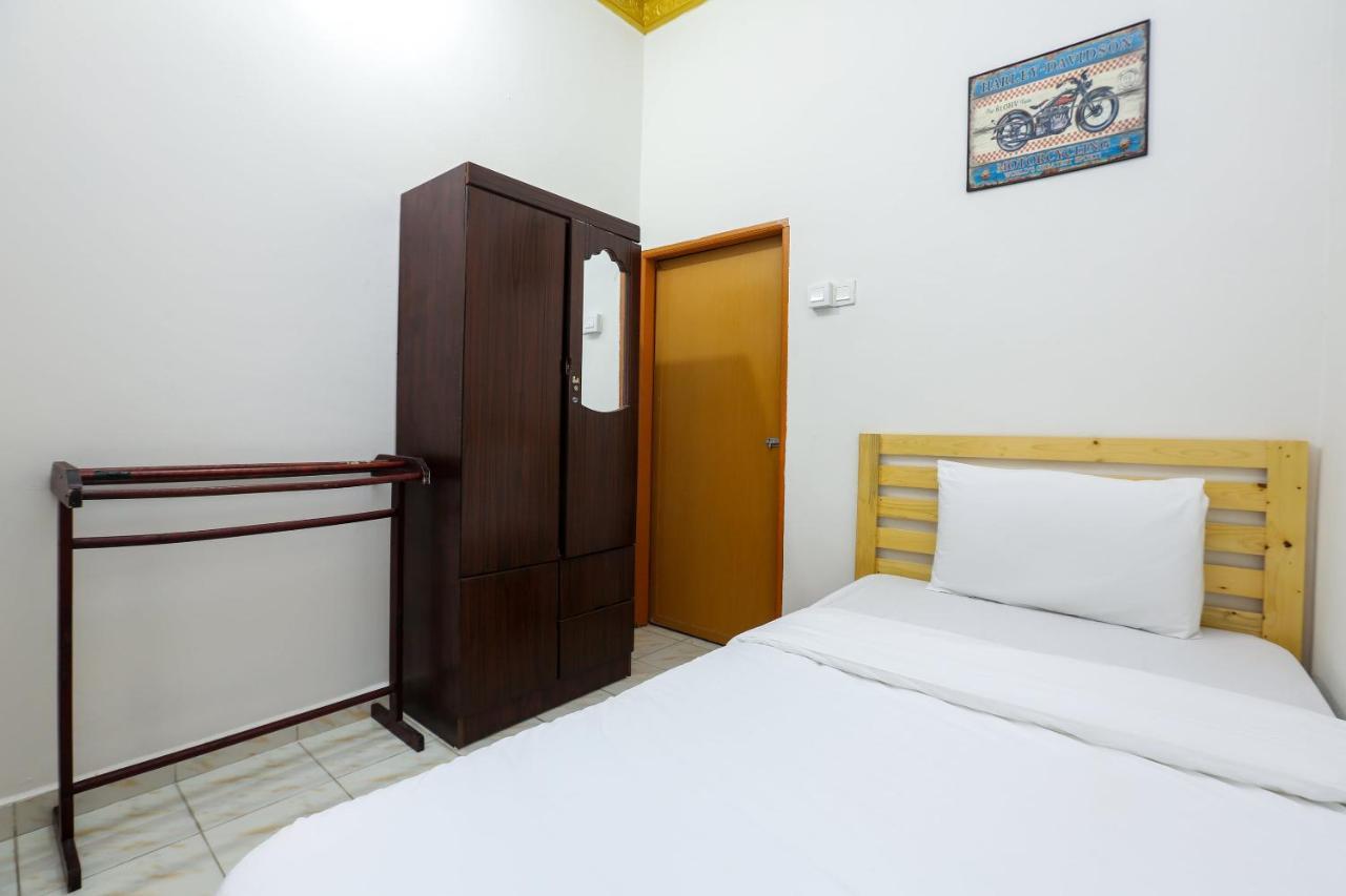 Oyo 89887 Chalet Yunie Marang Zewnętrze zdjęcie