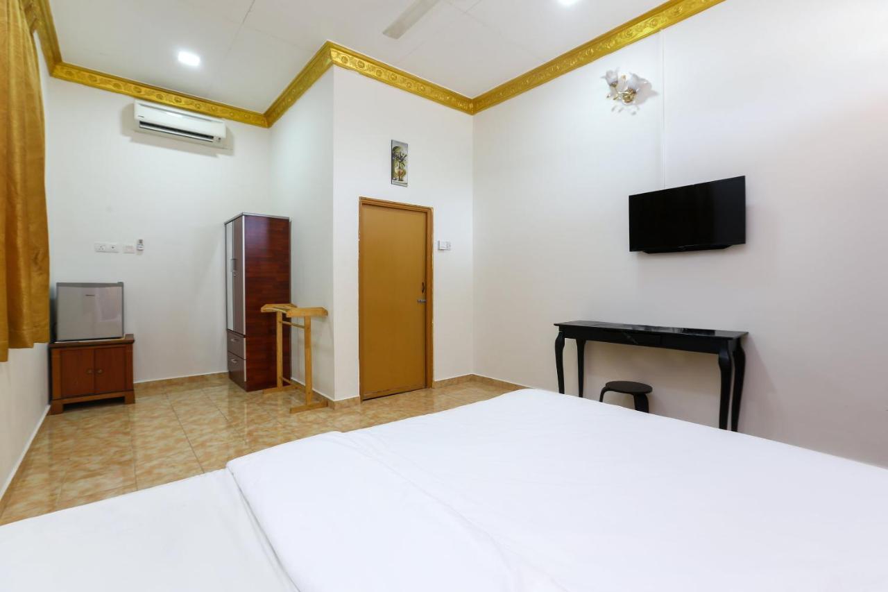 Oyo 89887 Chalet Yunie Marang Zewnętrze zdjęcie