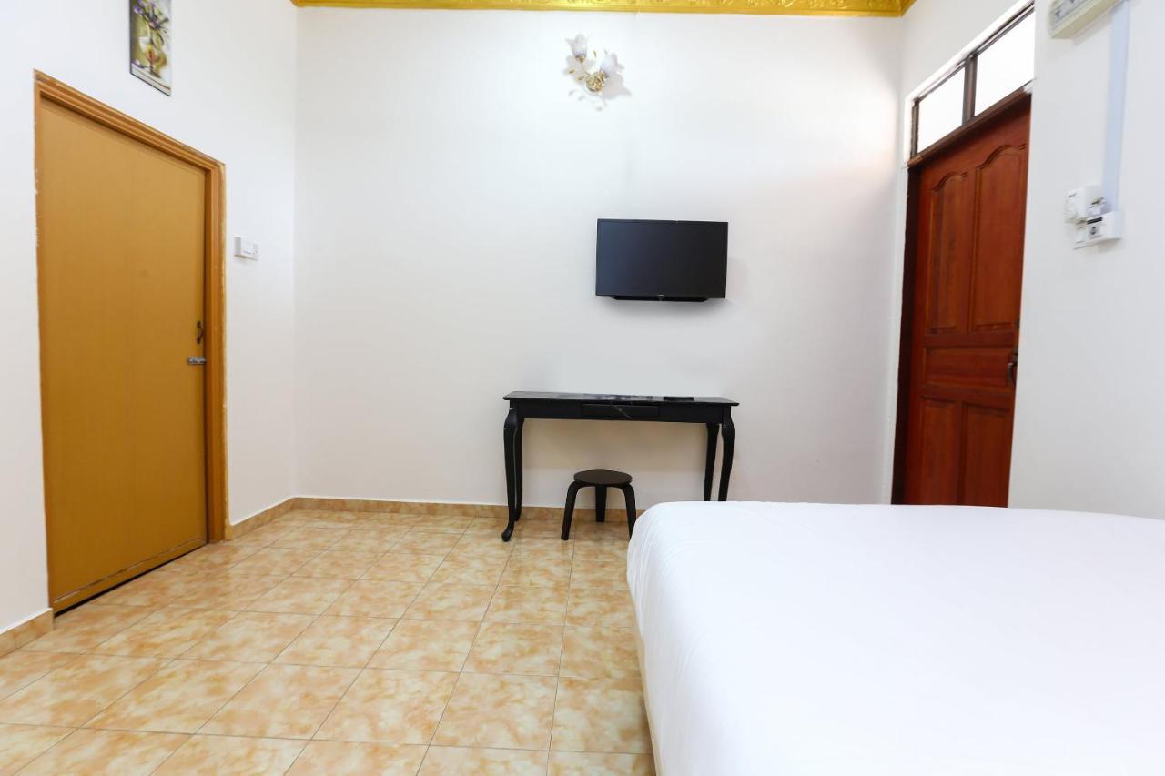 Oyo 89887 Chalet Yunie Marang Zewnętrze zdjęcie