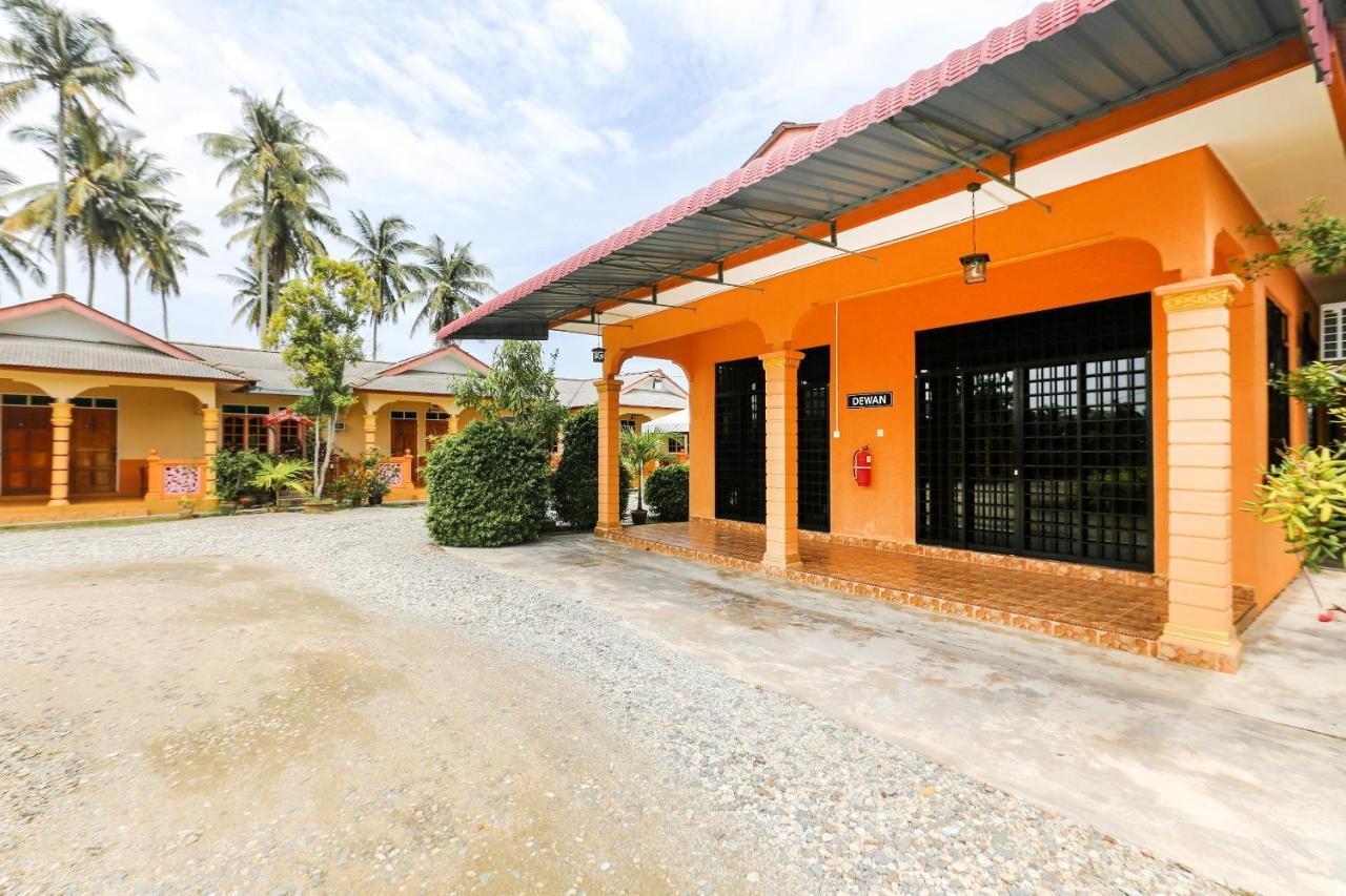Oyo 89887 Chalet Yunie Marang Zewnętrze zdjęcie