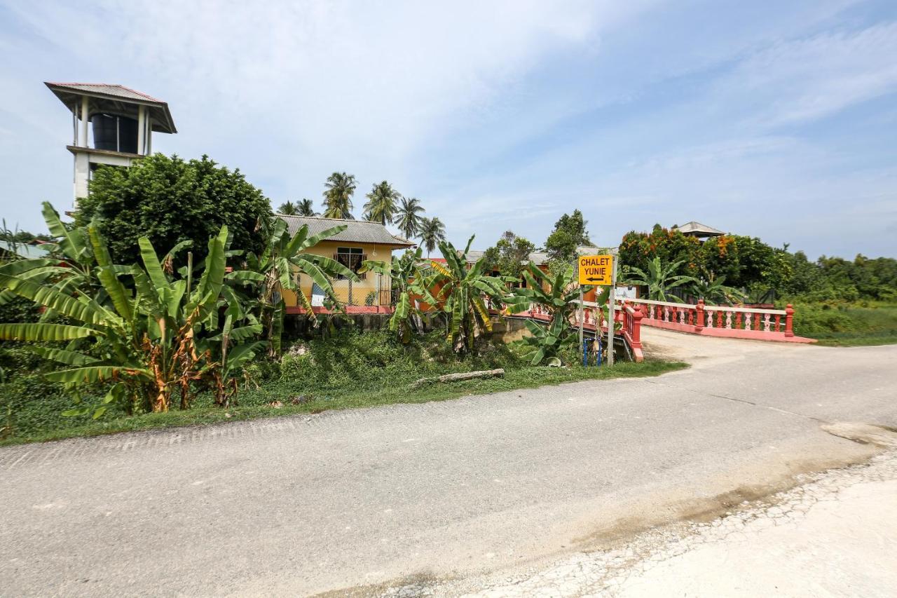 Oyo 89887 Chalet Yunie Marang Zewnętrze zdjęcie