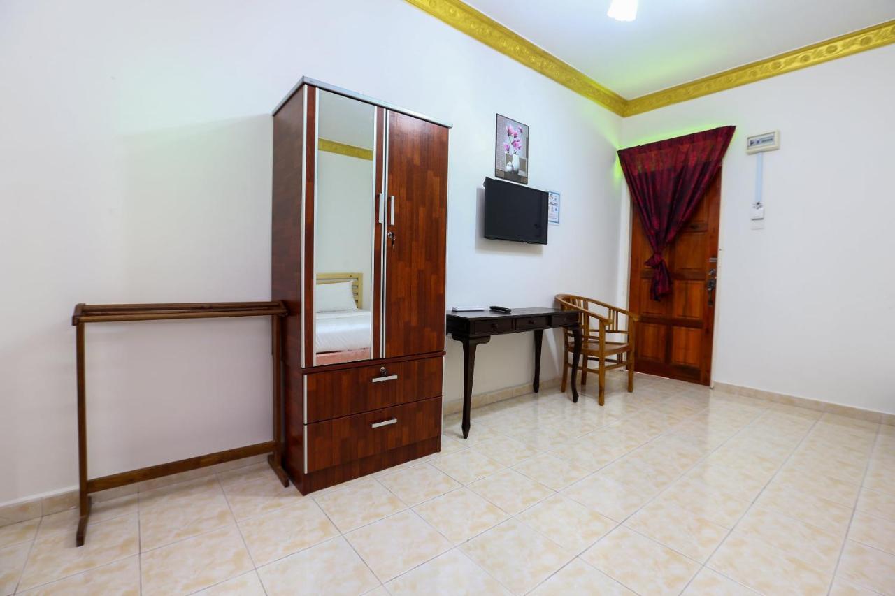Oyo 89887 Chalet Yunie Marang Zewnętrze zdjęcie
