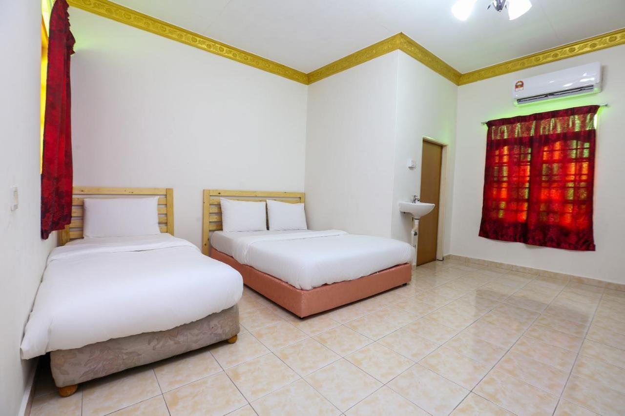 Oyo 89887 Chalet Yunie Marang Zewnętrze zdjęcie