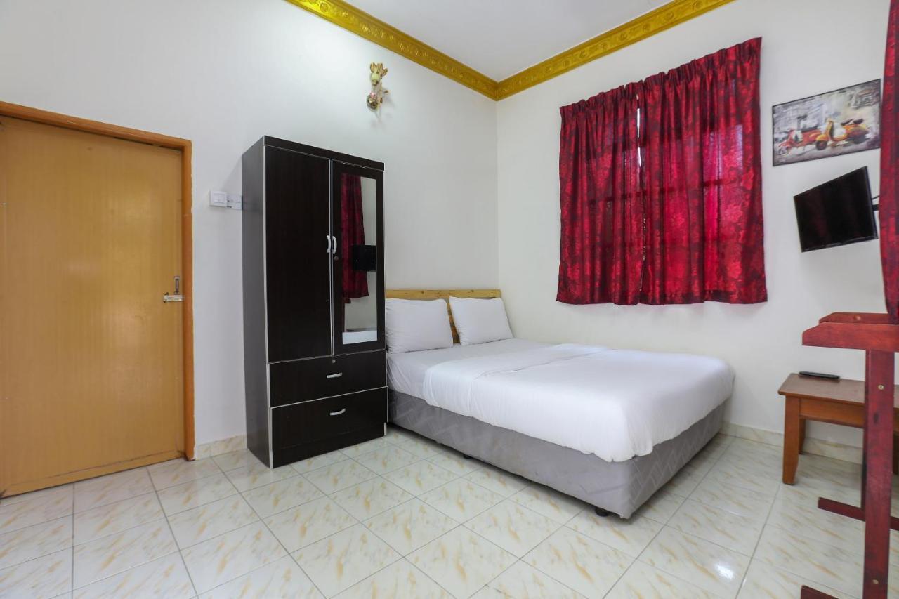 Oyo 89887 Chalet Yunie Marang Zewnętrze zdjęcie